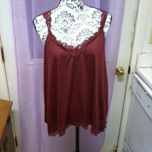 nwot wine lace trimmed tanktop..